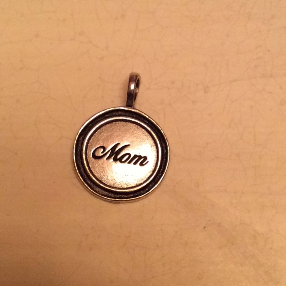 Mom Pendant